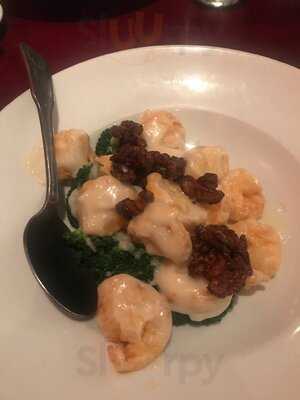 Great Wall Chinese & Shiro Sushi Bar