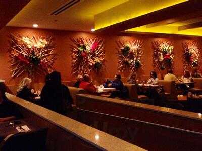 Sammy's Restaurant & Bar