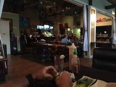 Saki Tumi Grill & Sushi Bar