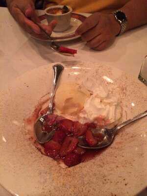 Manhattan Steakhouse And Bar