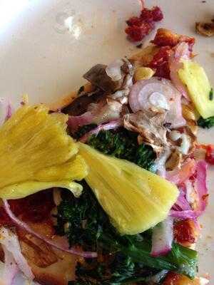 California Pizza Kitchen Macarthur Center