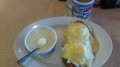 Derek's Breakfast & Lunch