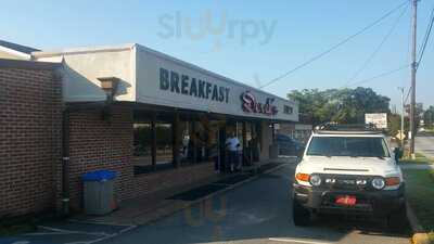 Derek's Breakfast & Lunch