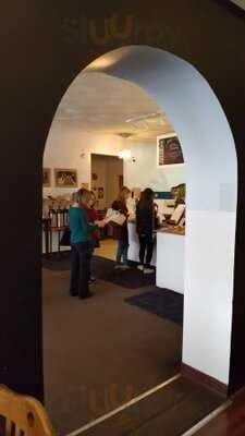 Ashker's Juice Bar & Bistro