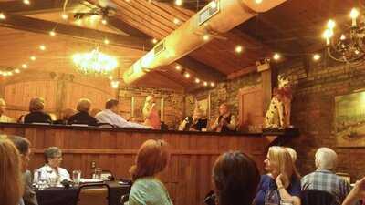 Villa Tronco Italian Restaurant