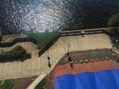 Sheraton Norfolk Waterside Hotel