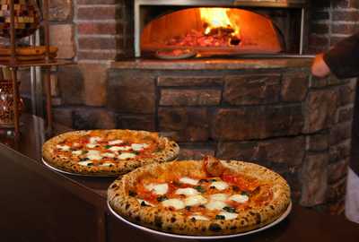 Flatbread Neapolitan Pizzeria