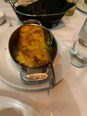 Fleming's Prime Steakhouse & Wine Bar