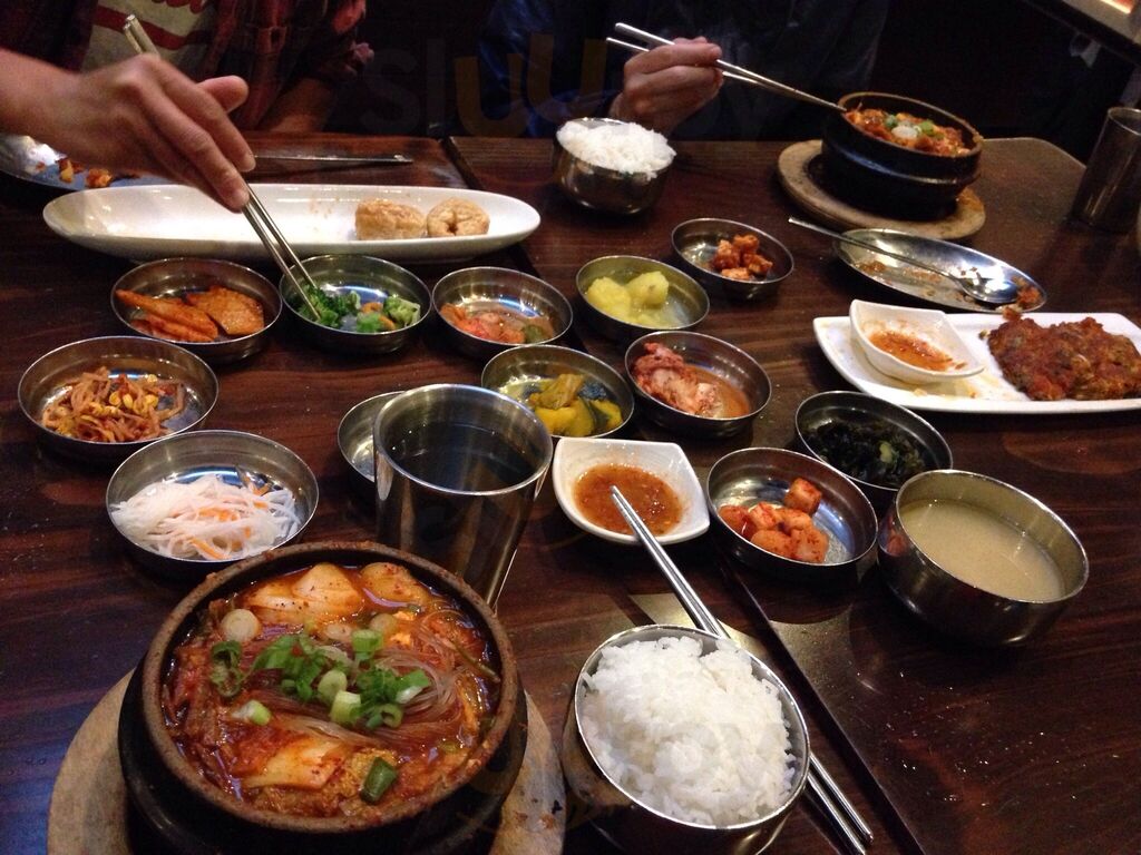 Bowl'd Bbq Korean Stone Grill