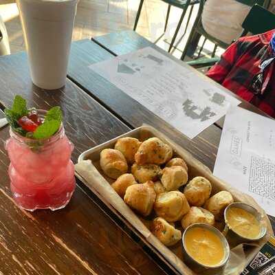 Union Bear Brewing Co.