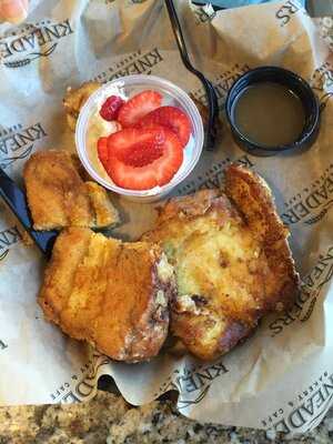 Kneaders Bakery And Cafe