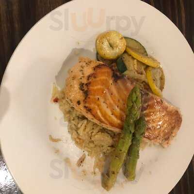 Starving Artist Cafe