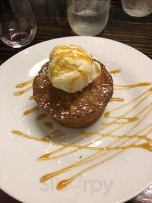 Starving Artist Cafe