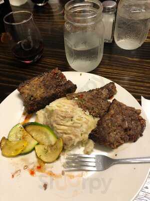 Starving Artist Cafe