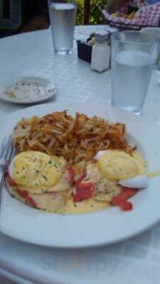 Johnny's Dock Restaurant & Marina