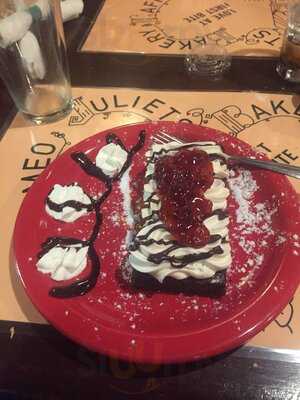 Romeo & Juliet's Bakery & Cafe
