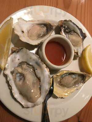 Hearth Artisan Pizza