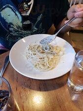 Hank's Pasta Bar