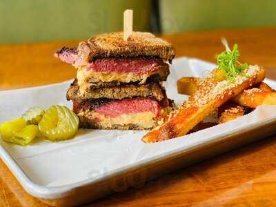 Fowl & Fodder Downtown