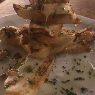 Wiley's Downtown Bistro