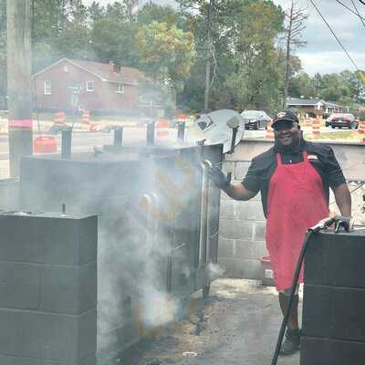 Big Bulls Bang'n Bbq And Southern Comfort Food