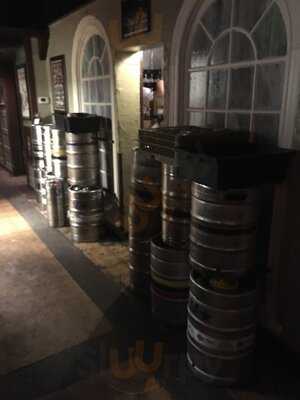 Bull Mccabe's Irish Pub