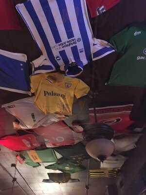 Bull Mccabe's Irish Pub