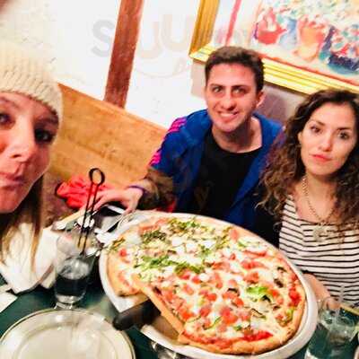 Bugsy's Pizza & Sports Bar