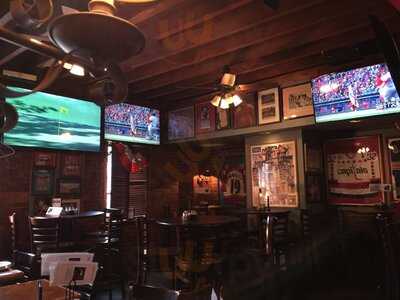 Bugsy's Pizza & Sports Bar