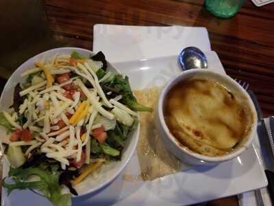 Miller's Ale House - St. Pete