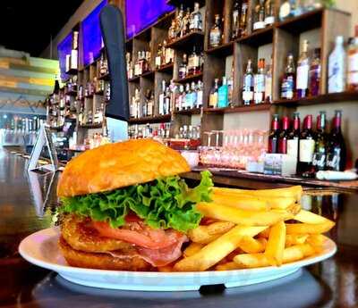 Bookmakers Burgers Bourbon Brews