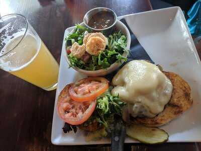 Taphouse Pub & Eatery