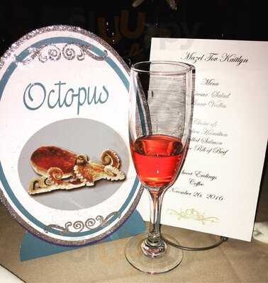 The Historic Old Bermuda Inn