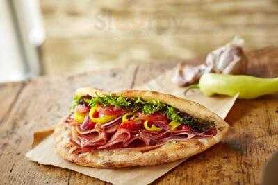 Uncle Maddio's Pizza Joint