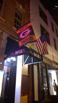 Mackie's Bar & Grill