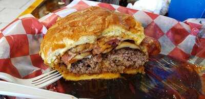 Salmich's Burger And Hoagies