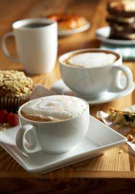 Saladelia Cafe And Catering