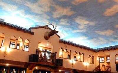 Hofbrauhaus St. Petersburg