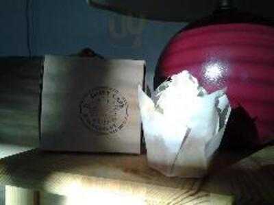 Daisy Cafe And Cupcakery