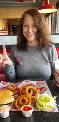 Freddy's Frozen Custard & Steakburgers