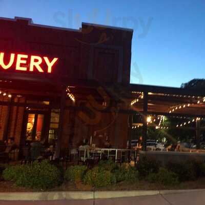 Iron Hill Brewery & Restaurant