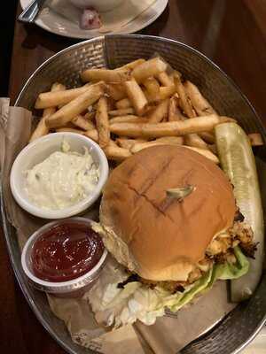 Iron Hill Brewery & Restaurant