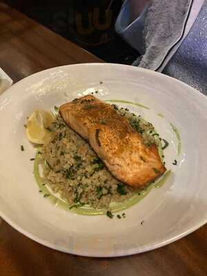 Iron Hill Brewery & Restaurant