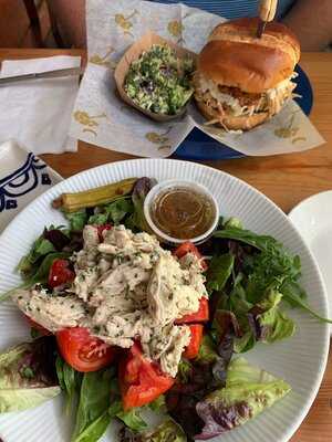 Spotted Salamander Cafe And Catering