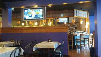 Akashi Japanese Grill & Sushi Bar