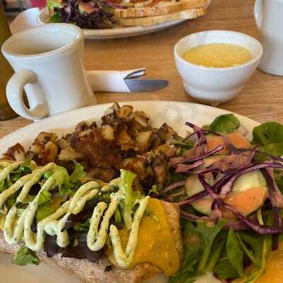 Sluggo's North Vegetarian Cafe