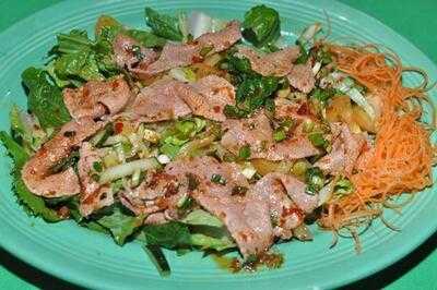 Bamboo Pho & Springroll