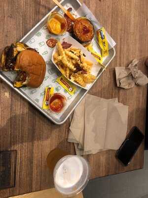 Shake Shack Plano, Legacy West