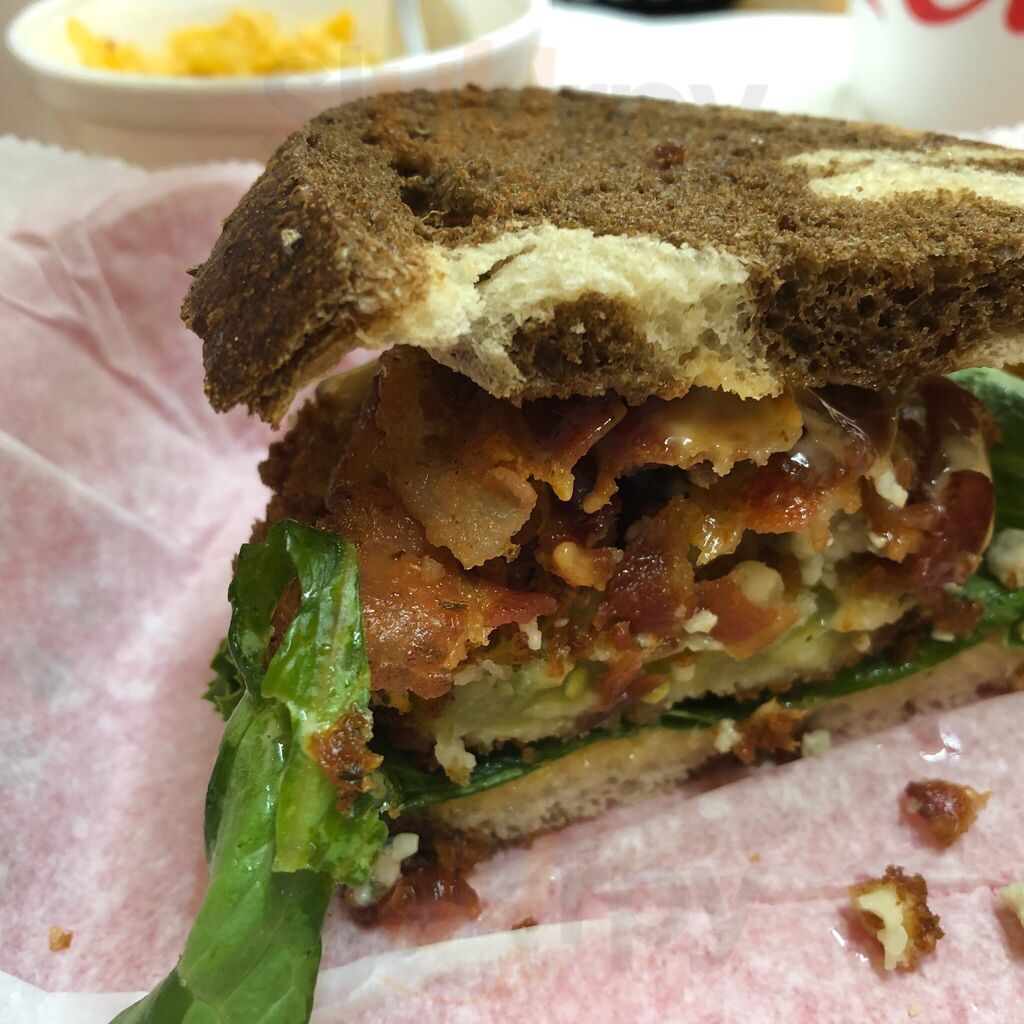 Famous Uncle Al's Hot Dogs And Grille