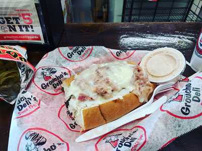 Groucho's Deli